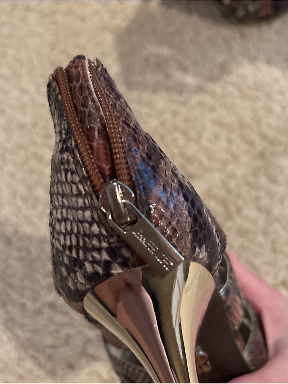 Jennifer Lopez Vivien Snake Skin Silver Open Toe Stiletto Heels Size 7.5 Med - Picture 3 of 8